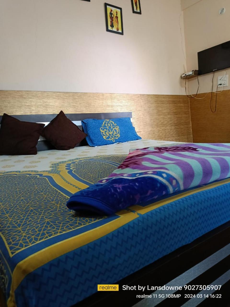 Joshi Holiday Home Stay Lansdowne Exteriör bild