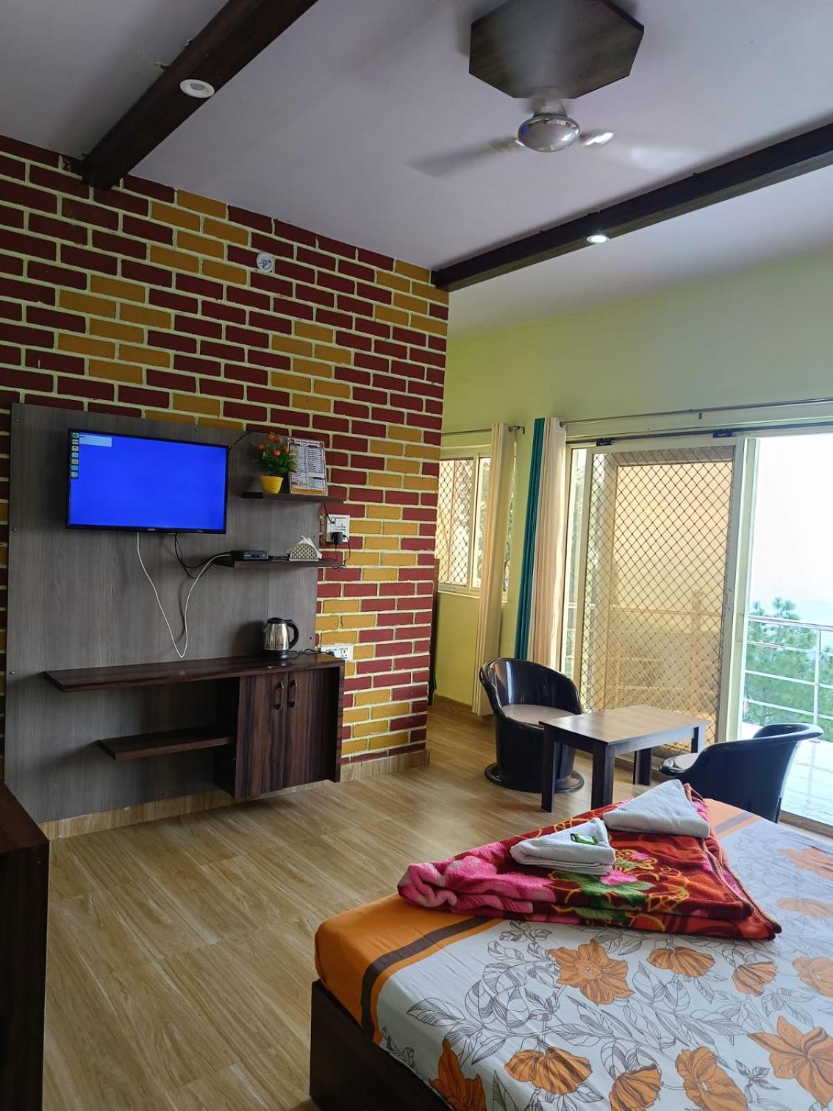Joshi Holiday Home Stay Lansdowne Exteriör bild