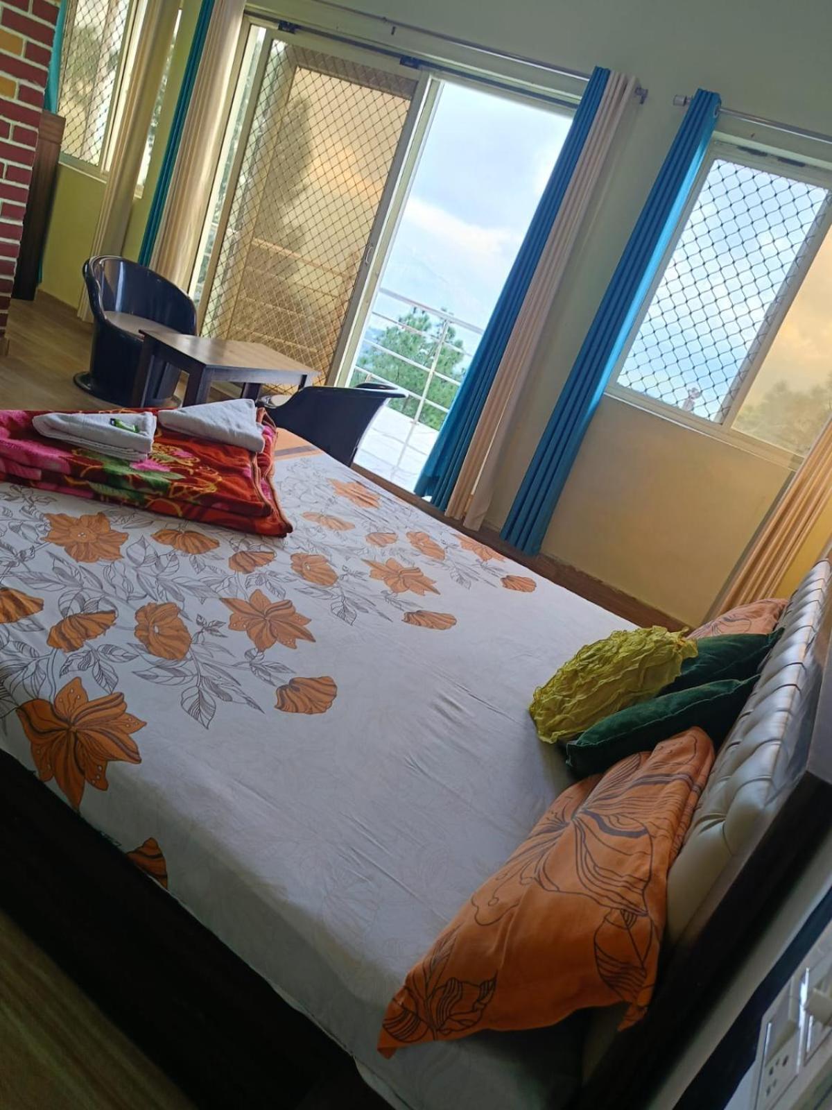 Joshi Holiday Home Stay Lansdowne Exteriör bild